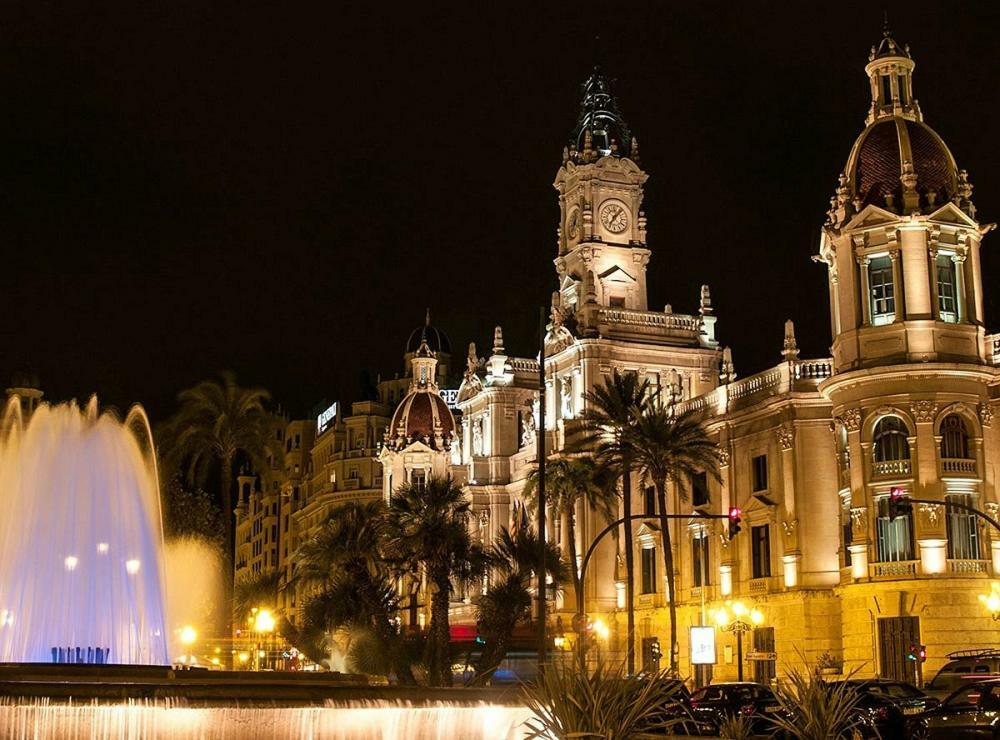 Precioso Apartamento En Pleno Centro Con Wifi Valencia Luaran gambar